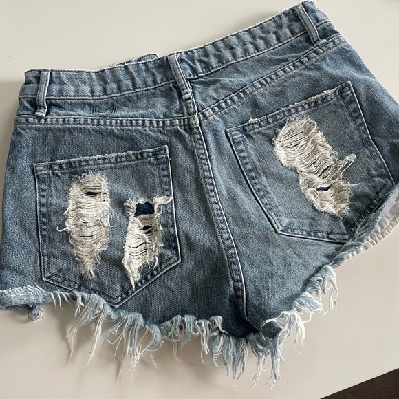 Jean Shorts - Picture 4 of 4